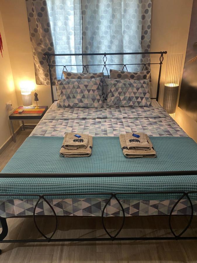 Betty'S Central Apartment أليكسانثيربوليس المظهر الخارجي الصورة
